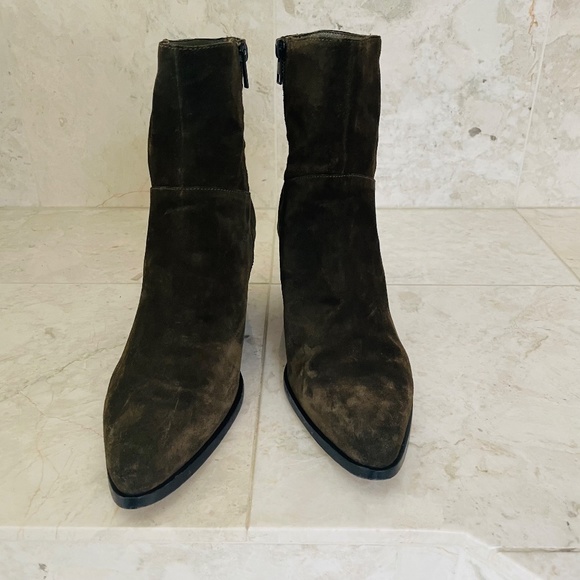 VINCE {11} Booties Mavis Suede Wedge Ankle Boots Olive Green - Picture 3 of 12